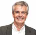 Michael Bedford reçoit un prix